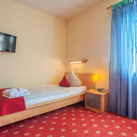 Park Hotel Konz Bagian luar foto