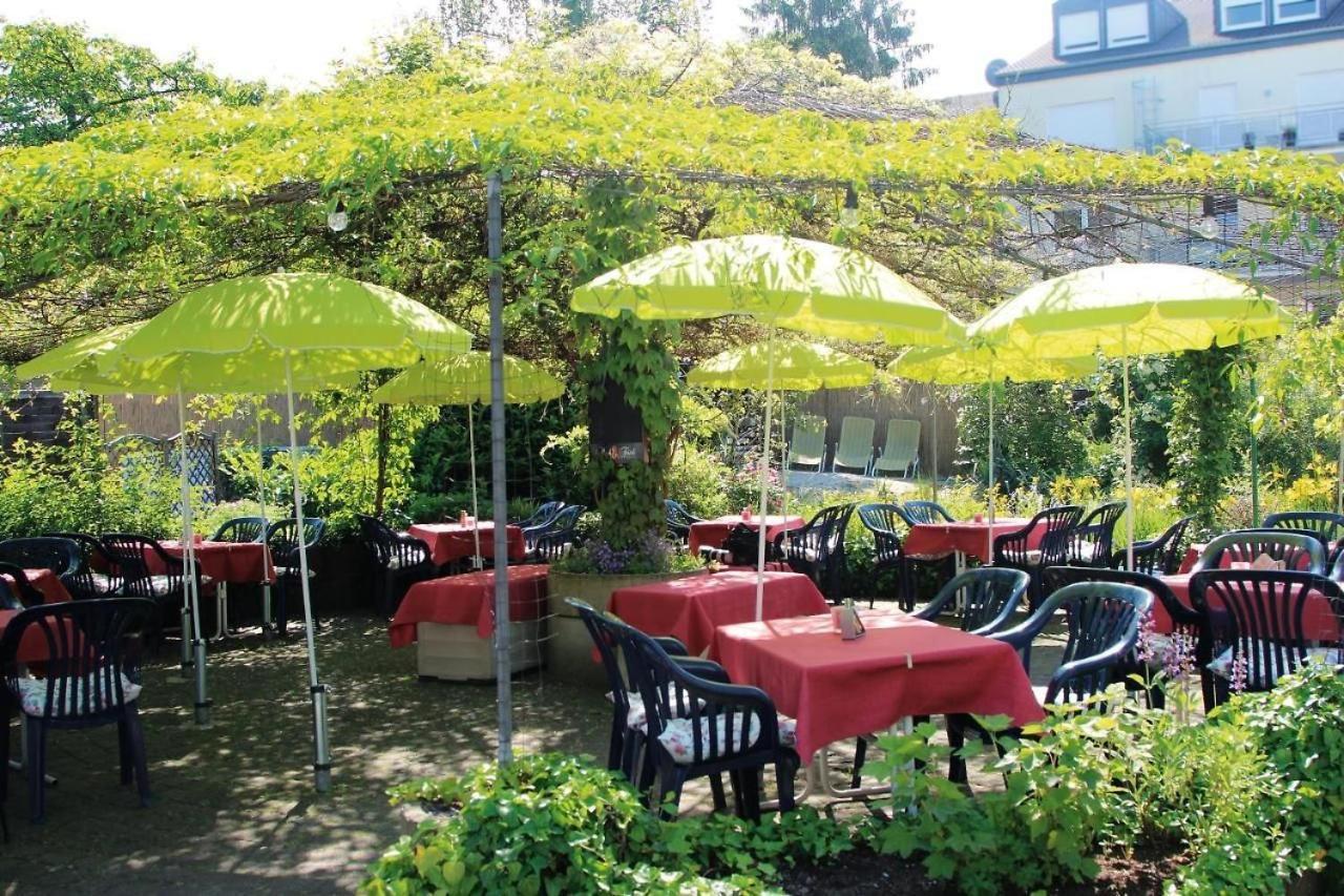 Park Hotel Konz Bagian luar foto